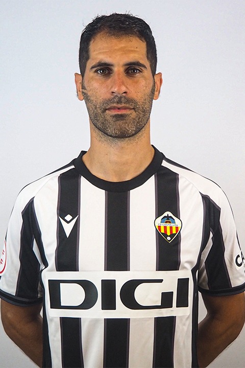 [Imagen: moyano10.jpg]